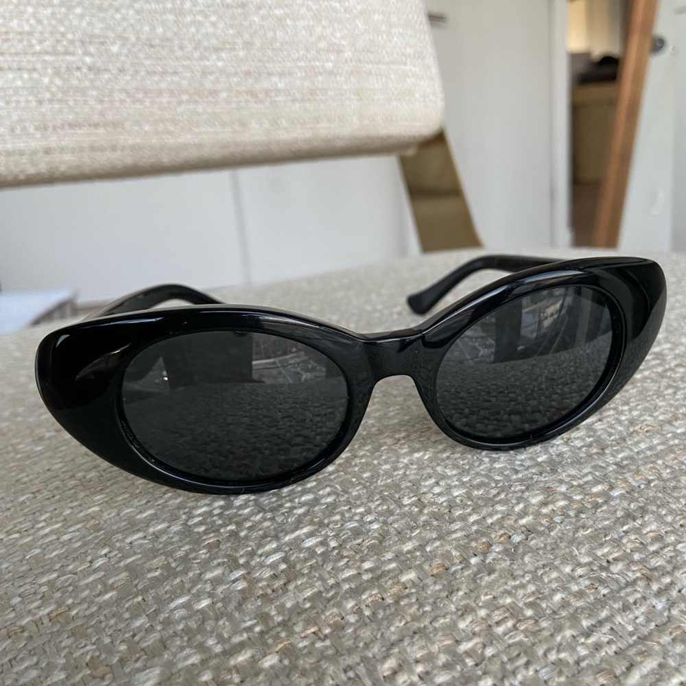 Anine Bing Ojai Rounded Frame Sunglasses in Black